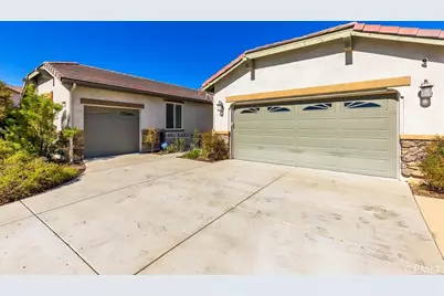 23346 Platinum, Wildomar, CA 92595 - Photo 3