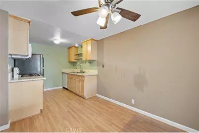 1000 Central #8, Riverside, CA 92507 - Photo 15