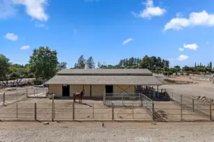 36410 Calle Puerto Bonita, Temecula, CA 92592 - Photo 33