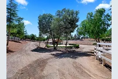 36410 Calle Puerto Bonita, Temecula, CA 92592 - Photo 37