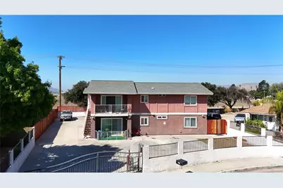 381 Carmel Way, Hemet, CA 92545 - Photo 3