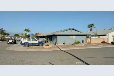 1621 W Montrose, Hemet, CA 92543 - Photo 3