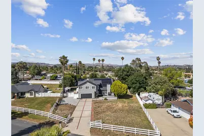 15064 Marcolesco Street, Lake Elsinore, CA 92530 - Photo 7