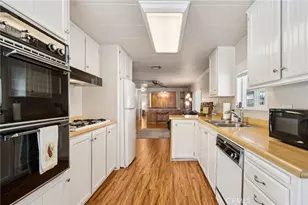 27601 Sun City Blvd, Menifee, CA 92586 - Photo 17