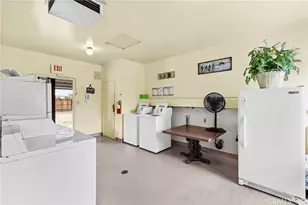 725 W Thornton Ave, Hemet, CA 92543 - Photo 31