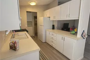 21601 Canyon Dr, Wildomar, CA 92595 - Photo 9