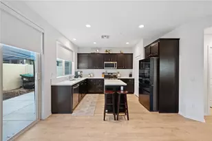 29554 Aramina Ct, Winchester, CA 92596 - Photo 9