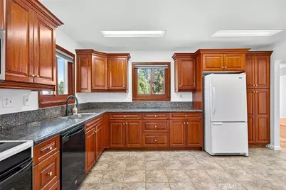 23560 Gunther Road, Menifee, CA 92585 - Photo 11