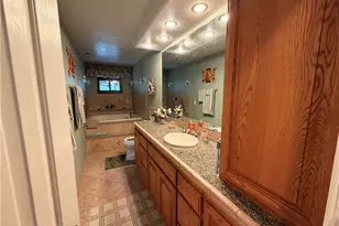 32360 Navajo Rd, Wildomar, CA 92595 - Photo 17