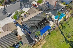 8215 Tamarind Ln, Jurupa Valley, CA 92509 - Photo 9