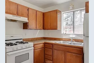 1017 Greenway, Big Bear City, CA 92314 - Photo 11