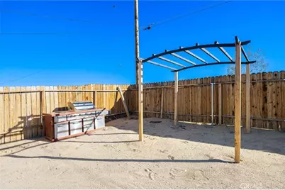 73973 Playa Vista, 29 Palms MCB, CA 92277 - Photo 21