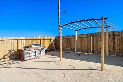 73973 Playa Vista, 29 Palms MCB, CA 92277 - Photo 19