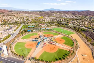 52982 Sweet Juliet Ln, Lake Elsinore, CA 92532 - Photo 59