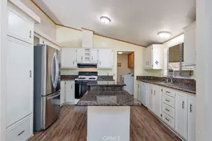 38350 Via Taffia, Murrieta, CA 92563 - Photo 7