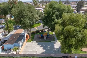 2640 W Rialto Ave, San Bernardino, CA 92410 - Photo 17