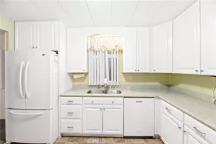 1293 Yellowood, Hemet, CA 92545 - Photo 9