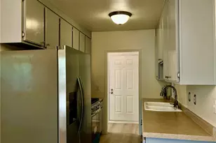 3010 Montrose, La Crescenta, CA 91214 - Photo 9