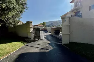 3010 Montrose, La Crescenta, CA 91214 - Photo 41