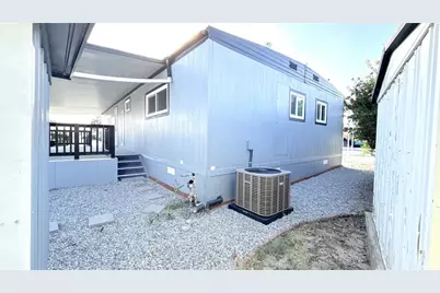 42751 Florida Avenue #141, Hemet, CA 92544 - Photo 11