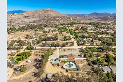 30245 Santa Fe, Hemet, CA 92543 - Photo 55