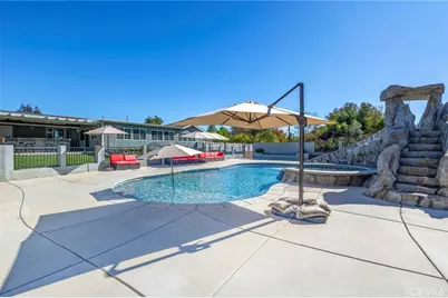 30245 Santa Fe, Hemet, CA 92543 - Photo 43