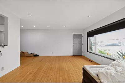 21 Alamitos, Long Beach, CA 90802 - Photo 9