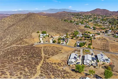 277 Texas Avenue, Menifee, CA 92587 - Photo 15