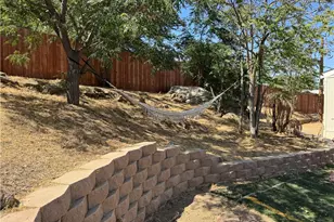 26036 Calvert Ave, Hemet, CA 92545 - Photo 9