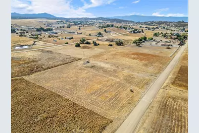 41620 Lakefront Dr, Aguanga, CA 92536 - Photo 15