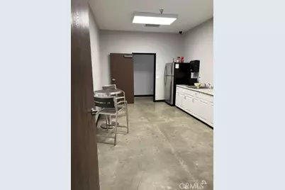 2211 Hunts, San Bernardino, CA 92408 - Photo 7