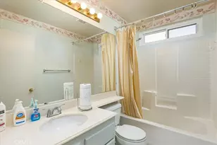 40597 Sunflower Rd, Murrieta, CA 92562 - Photo 11