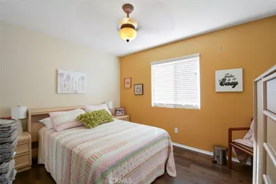 17049 La Vesu Rd., Fontana, CA 92337 - Photo 19