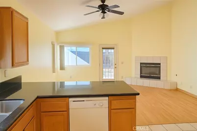 1457 Angelus Hill, Hemet, CA 92545 - Photo 3