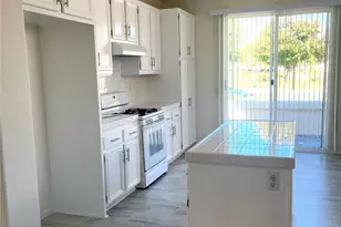 248 Blvd Four Seasons, Hemet, CA 92545 - Photo 9