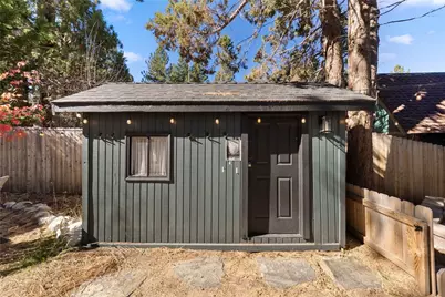 42539 Falcon, Big Bear Lake, CA 92315 - Photo 31