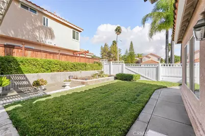 24385 Via Las Junitas, Murrieta, CA 92562 - Photo 3