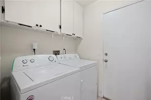 24385 Via Las Junitas, Murrieta, CA 92562 - Photo 25