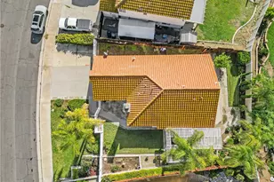 24385 Via Las Junitas, Murrieta, CA 92562 - Photo 35