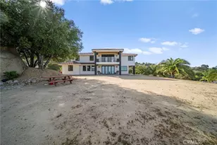 41950 Hacienda Dr, Murrieta, CA 92562 - Photo 57
