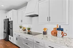 41950 Hacienda Dr, Murrieta, CA 92562 - Photo 19