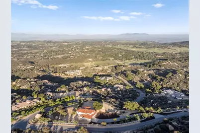 41950 Hacienda Dr, Murrieta, CA 92562 - Photo 63