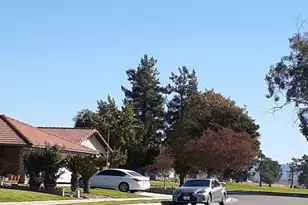 1484 Pepper Tree Dr, Hemet, CA 92545 - Photo 5