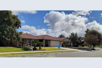 1484 Pepper Tree Drive, Hemet, CA 92543 - Photo 3