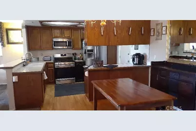 1484 Pepper Tree Drive, Hemet, CA 92545 - Photo 15