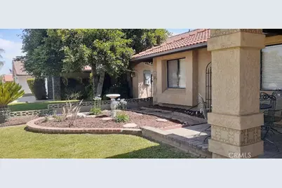 1484 Pepper Tree Drive, Hemet, CA 92543 - Photo 5