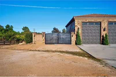 39760 Amber Court, Murrieta, CA 92562 - Photo 57