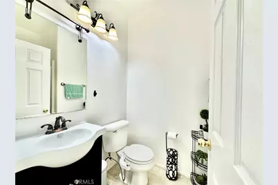 36676 Lynwood Ave, Murrieta, CA 92563 - Photo 15