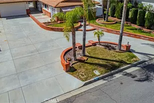 29871 Sloop Dr, Canyon Lake, CA 92587 - Photo 3