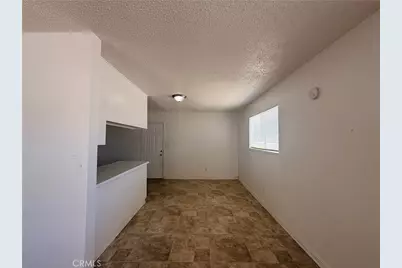 5893 Marine, 29 Palms MCB, CA 92277 - Photo 7